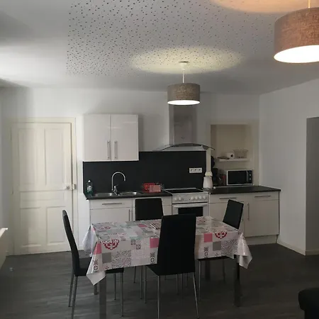 Appartement Renove, Proche Centre-ville Epinal, 2 Chambres, Confort, Wifi, Parking Épinal