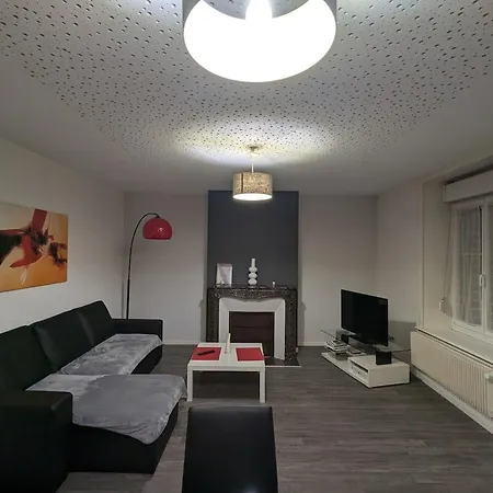Renove, Proche Centre-ville Epinal, 2 Chambres, Confort, Wifi, Parking Appartement *