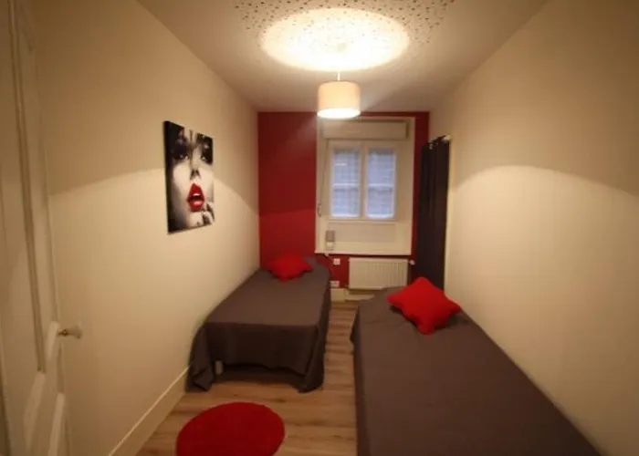 Appartement Rénové, Proche Centre-ville épinal, 2 Chambres, Confort, Wifi, Parking - Fr-1-589-54